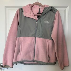 The North Face women’s Denali fleece
